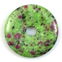 Rubín v zoisitu donut